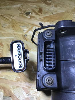 272733 Luftmassenmesser MITSUBISHI Galant VI Station Wagon (EA0) E5T08071