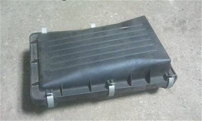 Nissan Micra K11 1.0 5-Türig (2) Luftfilterkasten Luftfilter Kasten