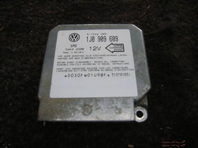 Steuergerät Airbag VW Golf IV (1J) 166500 km