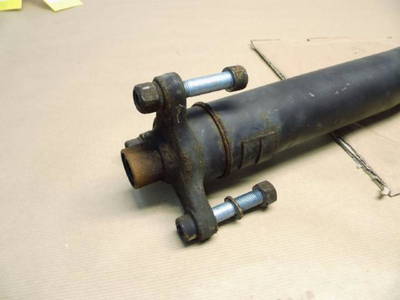 Kardanwelle (1796ccm 105kw 271.946
Getriebe 5-Gang Automatik 722.695)