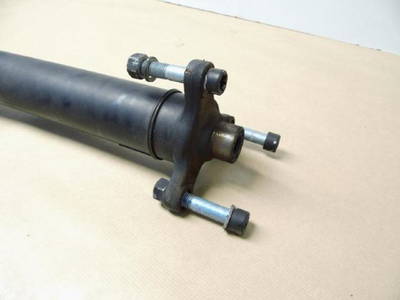 Kardanwelle (1796ccm 105kw 271.946
Getriebe 5-Gang Automatik 722.695)