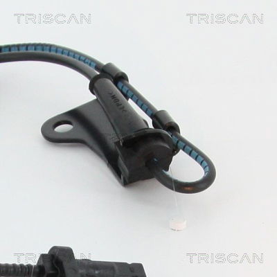 Sensor, Raddrehzahl Vorderachse links Triscan 8180 40722