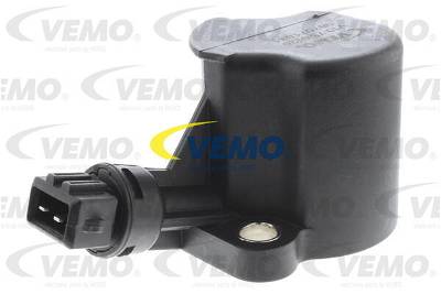 Schalter, Rückfahrleuchte am Schaltgestänge Vemo V10-73-0125