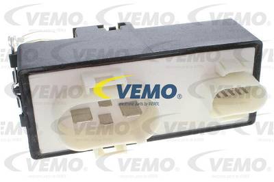 Relais, Kühlerlüfternachlauf Motorraum Vemo V15-71-0032