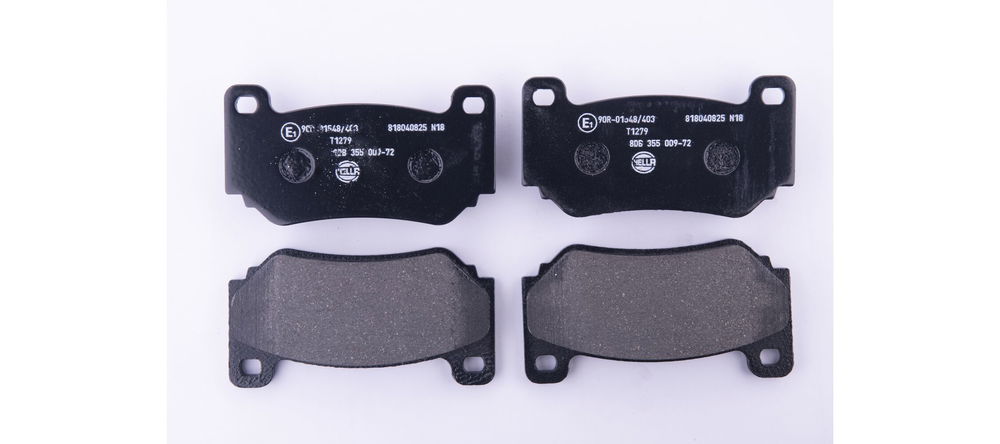 Bremsbelagsatz, Scheibenbremse Vorderachse Hella 8DB 355 009-721