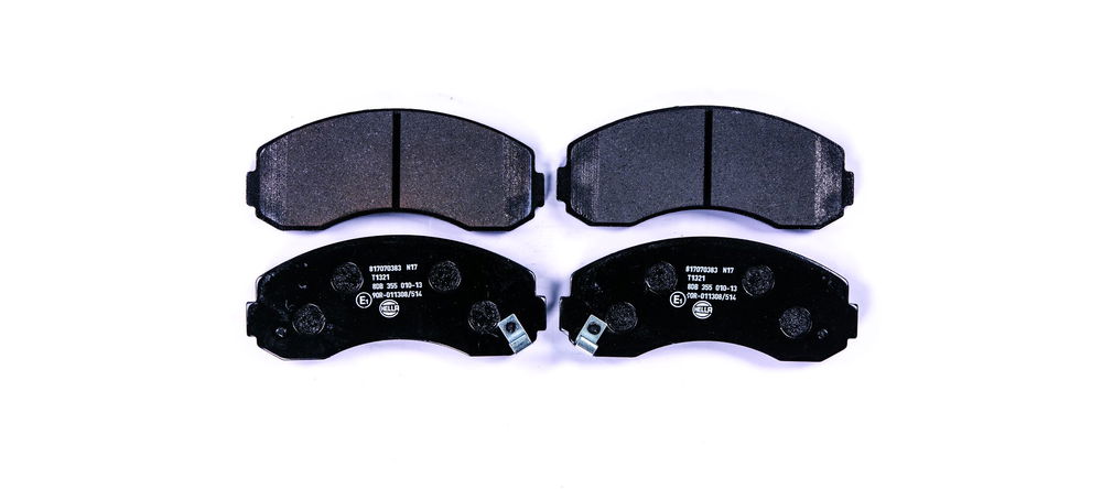 Bremsbelagsatz, Scheibenbremse Vorderachse Hella 8DB 355 010-131