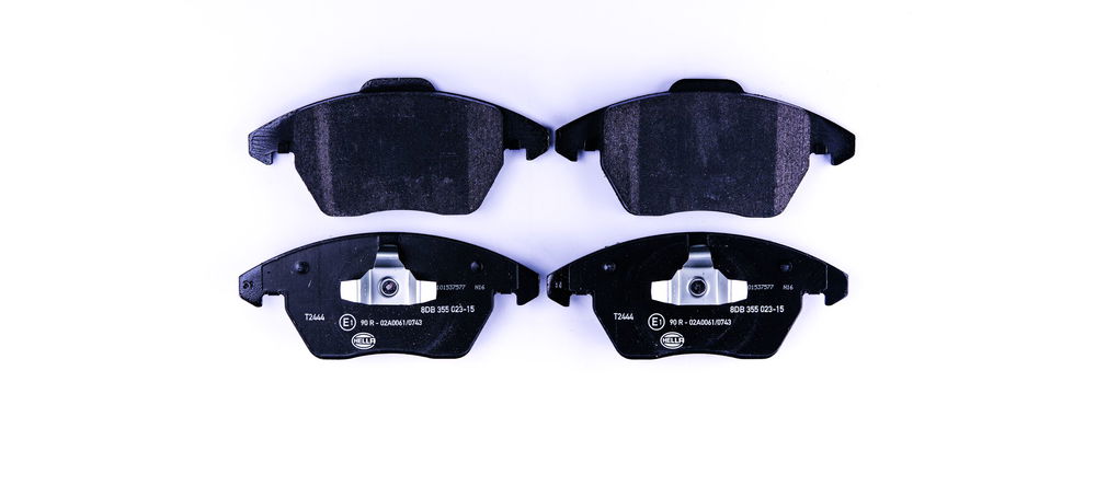 Bremsbelagsatz, Scheibenbremse Vorderachse Hella 8DB 355 023-151